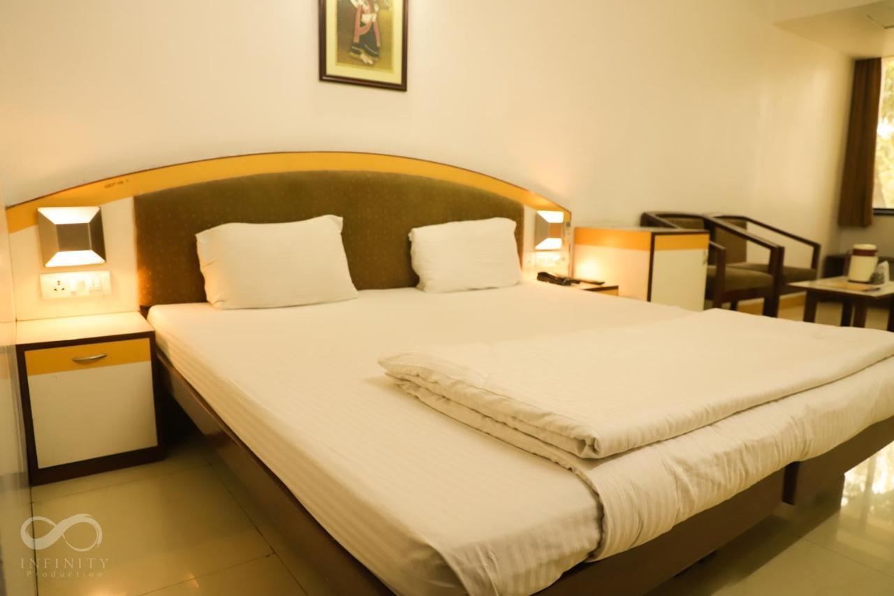 Blue Diamond The Hotel Korba Exterior photo