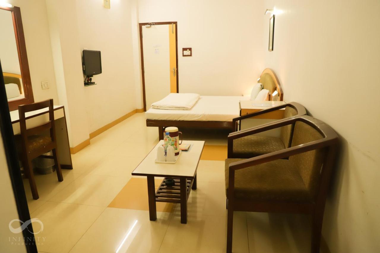 Blue Diamond The Hotel Korba Exterior photo